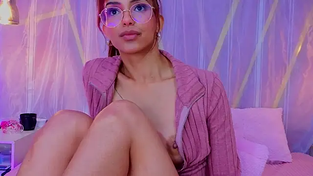 แชท XXX สดของ EmmyCortez