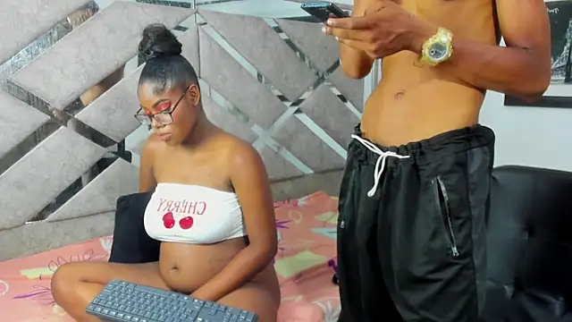 EvaxEmmaのウェブカメラショー