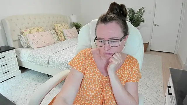 Онлайн чат XXX Vika73