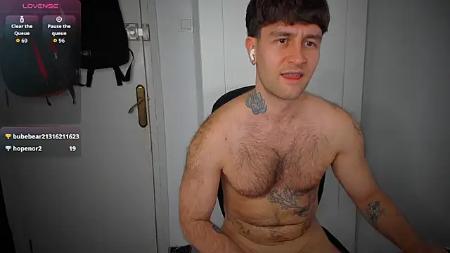 Chat XXX ao vivo de HonestAndrew