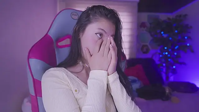 Rebecah_1 লাইভ XXX চ্যাট