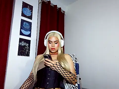 MistressLuna1 Live XXX-chat