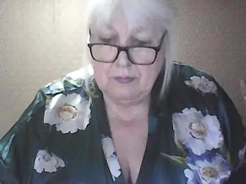 Alexia64231 live XXX chat