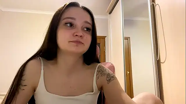 TrulaPhay's Live XXX Chat