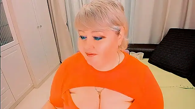 BIGTITSBBW Live XXX-Chat