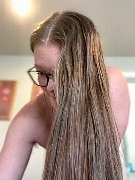 PussiesnCream_ Live XXX-chat