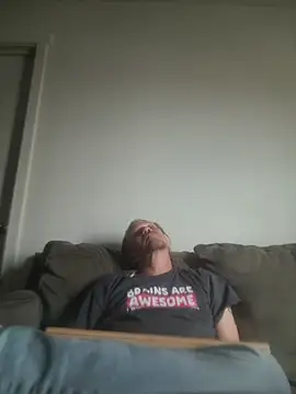 Czat XXX na żywo – yourMasterisBored