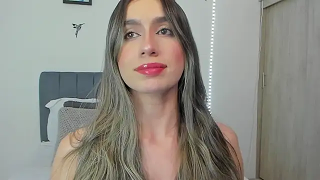 im_sarah34 Live XXX Chat