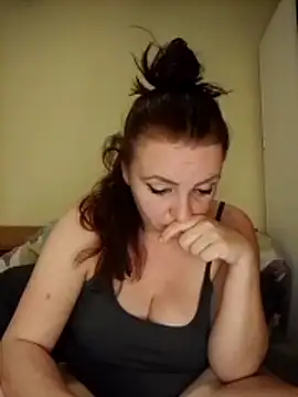 Bella-Monroe live XXX chat