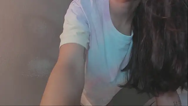 Lucy-Bluesea – Naživo XXX chat