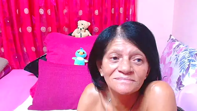 Chat XXX en directo de SLUTTYROXY