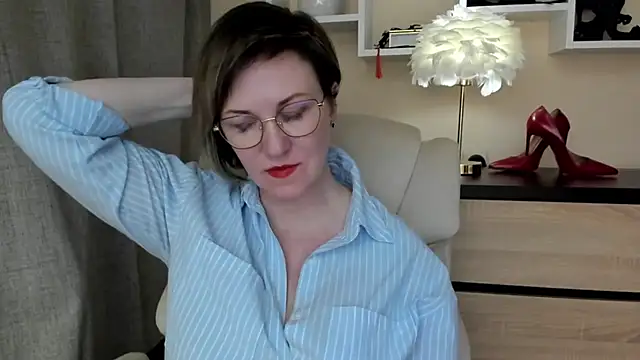 feliziaDesire 现场XXX聊天