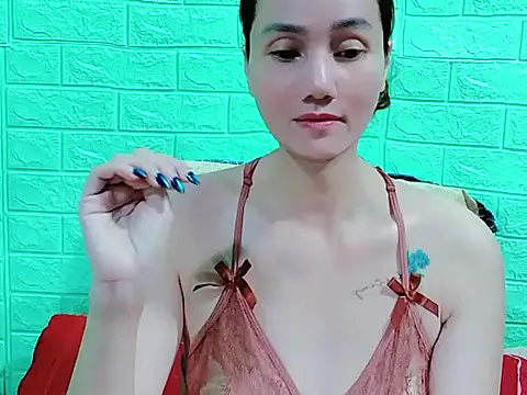 Minzcute's Live XXX Chat