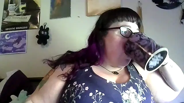 Chat XXX en directo de GothyBaby