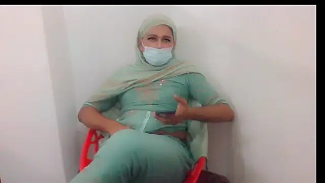 Show modela Angel_Crossy na web-kameri