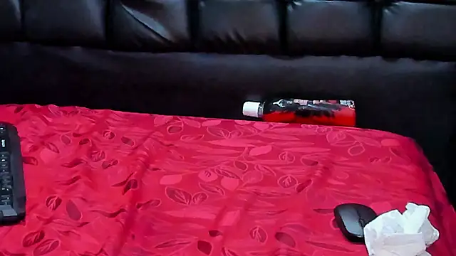 SofiaXDelRio: онлайн-секс-чат