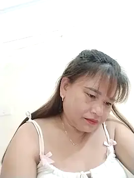 Moubie1's Live XXX Chat