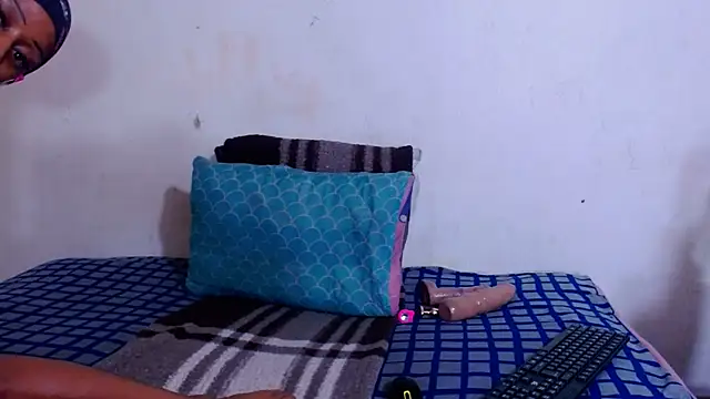 แชท XXX สดของ Nikistickyxx25