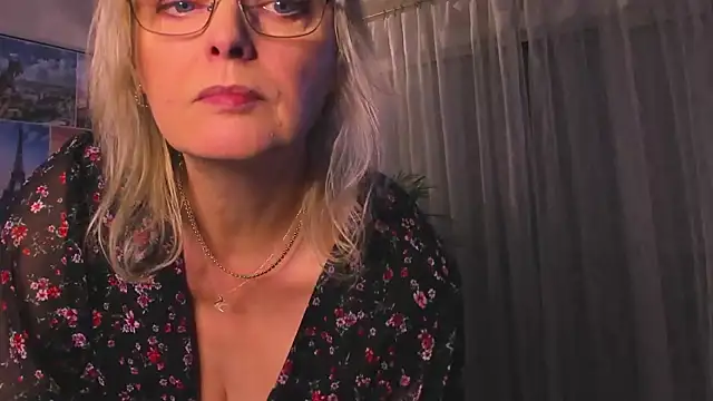 Chat +18 de vanessa_chat ao vivo