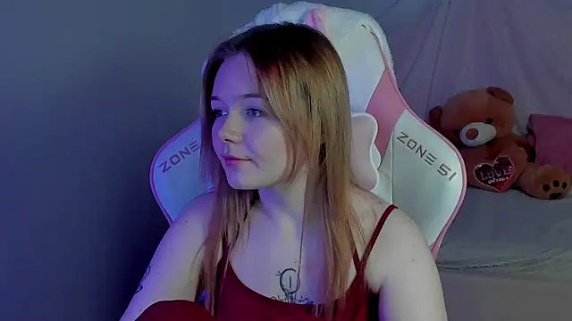 Chat +18 de ElinaVale ao vivo