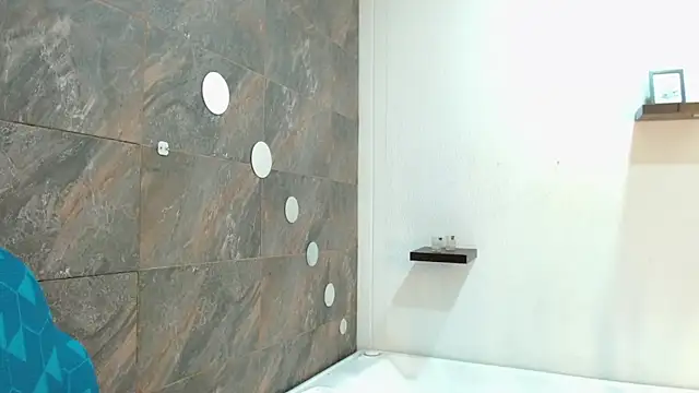 Heidy_Wells' Live XXX Chat