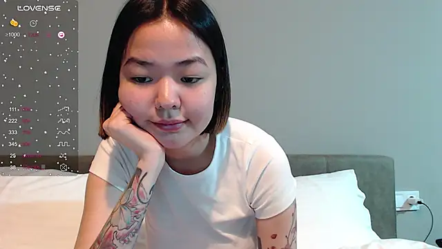 niia_murのライブXXXチャット