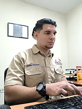 แชท XXX สดของ Officeb0y