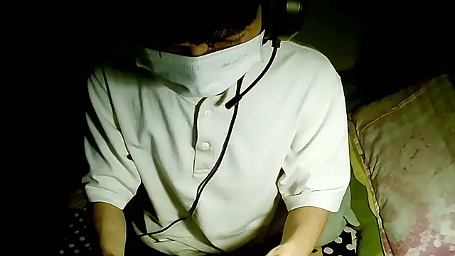 Kang143 网络视讯表演