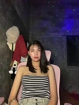 Love-suck12's Live XXX Chat