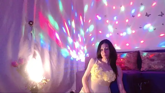 ElysaSun's Live XXX Chat