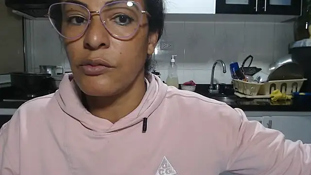 kateleyagrey's Webcam Show