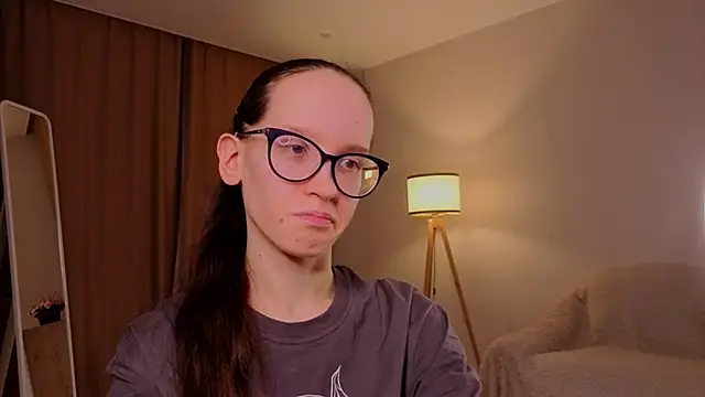 XXX chat uživo modela BettyBrowni