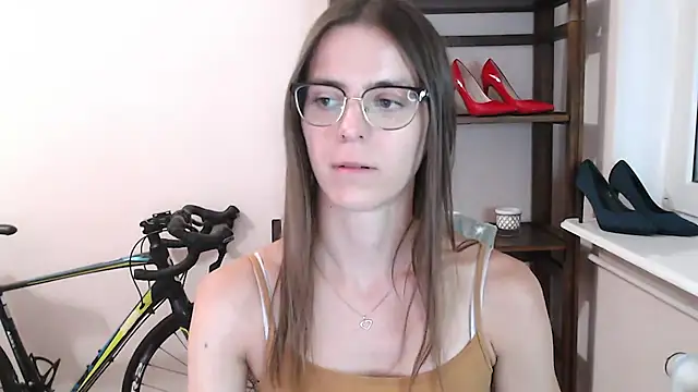 XXX chat uživo modela love_megi