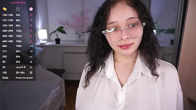 HannaHayles Chat XXX in diretta