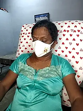 umashreetamil Adlı Modelin Web Kamerası Şovu