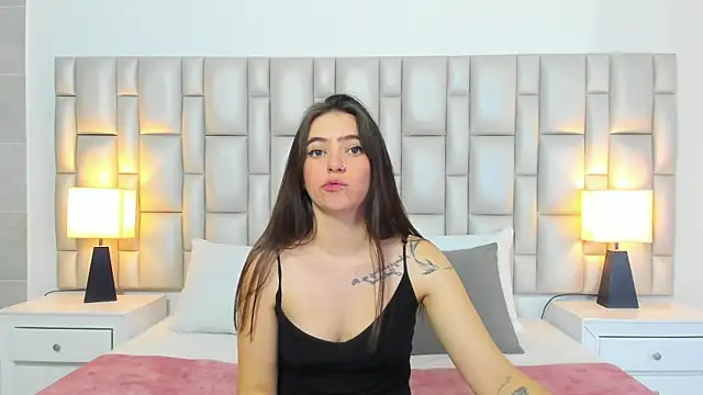 Živý XXX chat paola_katy_dicks