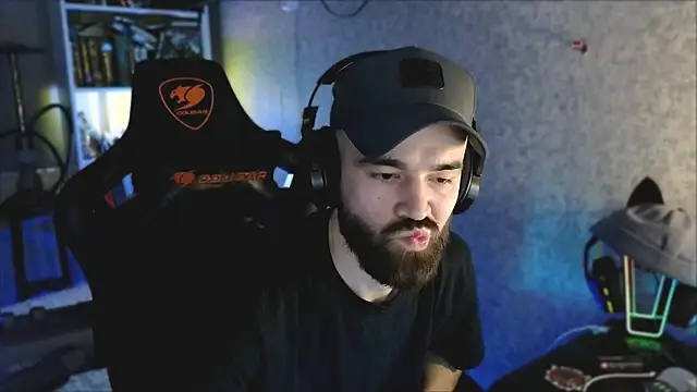 _Mostly_ 网络视讯表演