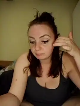 Bella-Monroe's Live XXX Chat