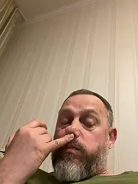 XXX chat uživo modela Frosl