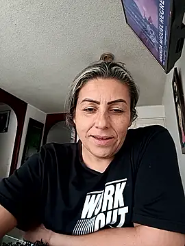 Онлайн чат XXX maynor_1998