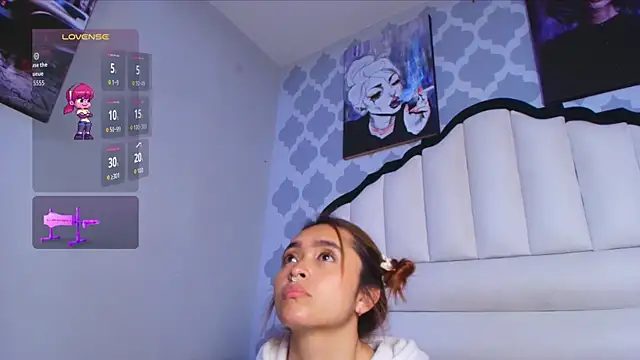 MilleyJones live XXX chat