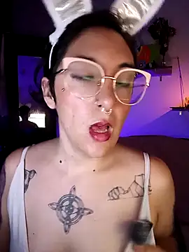 Melinerd Chat XXX in diretta