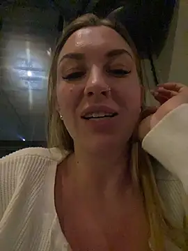 Sweet___Emily Chat XXX in diretta