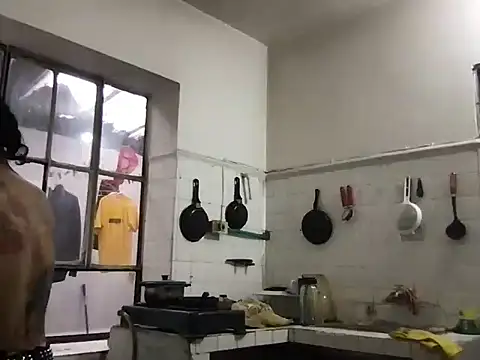 HorrorotikA: вебкам-шоу