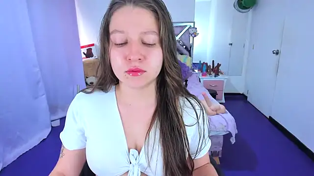 Luna_Analya Chat XXX in diretta