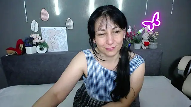 LiluGrants Live XXX-chat