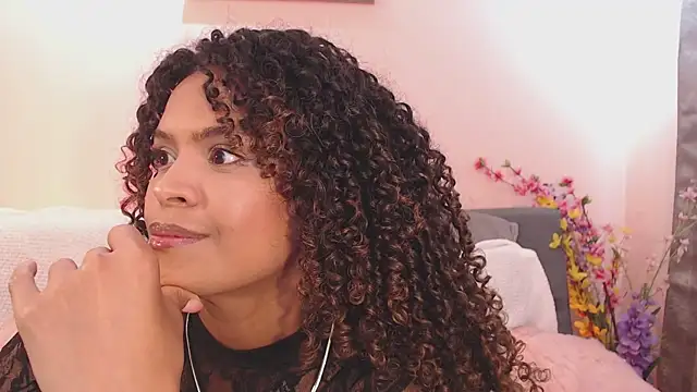 Chat +18 de Amelia_bss ao vivo