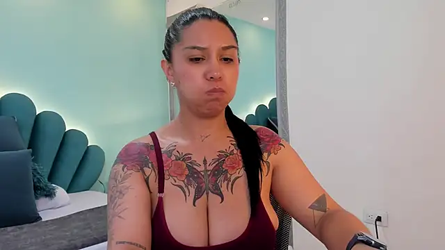 sharlott18 Live XXX-chat