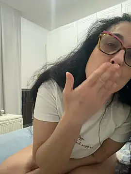 Pokazy przed kamerką – crudeliafrancy