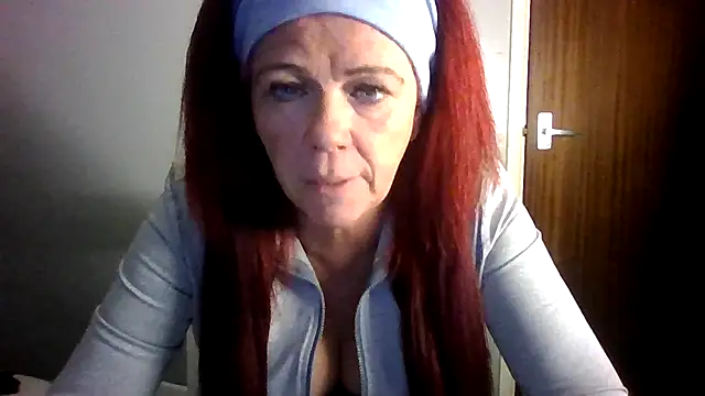 Forbidden-Irish-x Live XXX Chat